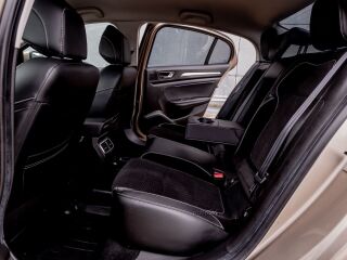 Renault Megane 1.6 84кВ