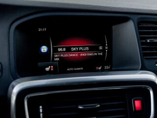 Volvo V60 Cross Country Summum 2.0 110кВ