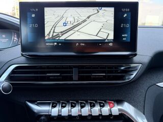 Peugeot 5008 Allure Pack BlueHDi 130 1.5 96kW