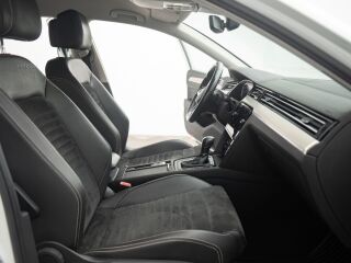 Volkswagen Passat Variant R-Line 4Motion 2.0 147kW