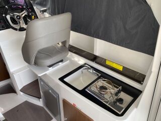 Beneteau Antares 8 3.0 V6 Evinrude 250 HQ  G2 185kW
