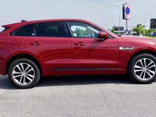 Jaguar F-Pace F-Pace R-Dynamic 2.0 132kW