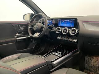 Mercedes-Benz GLA 250 AMG Night 1.3 120kW