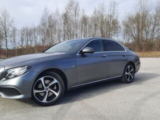 Mercedes-Benz E 220 2.0 143kW