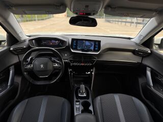 Peugeot 2008 Allure Pack Plus 1.2 PureTech 96kW