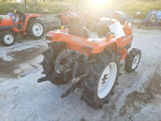 Kubota X-20