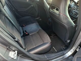 Mercedes-Benz A 180 AMG 1.6 90kW