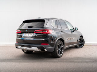BMW X5 xDrive 30d 3.0 195kW