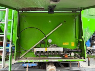 Scania 114 8x2