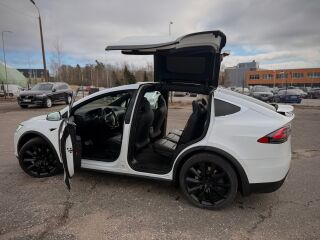 Tesla Model X 100D AWD Long Range CCS 368kW