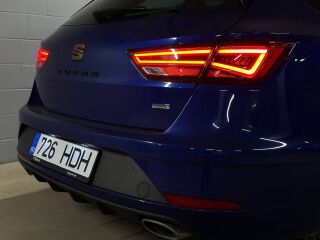 SEAT Leon ST Cupra 300 4Drive 2.0 221kW