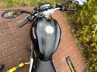 Ducati Monster 696 55kW