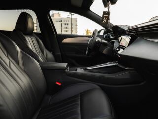 Peugeot 408 GT FULLOption 1.6 140kW
