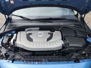 Volvo V60 Plug-in Hybrid AWD 2.4 D6 158kW