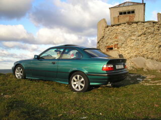 BMW 318 IS 1.8 R4 103kW