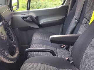 Mercedes-Benz Sprinter 3.0 140кВ