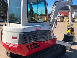 Takeuchi TB235 21kW