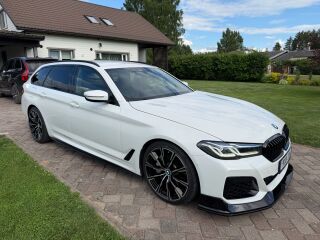 BMW 540 xDrive Touring M-Sport 3.0 250кВ