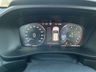 Volvo XC40 FWD T2 1.5 95kW