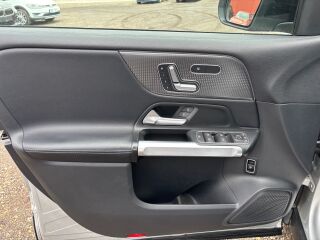 Mercedes-Benz EQB 300 4-Matic 139kW