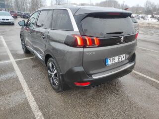 Peugeot 5008 1.2 96кВ