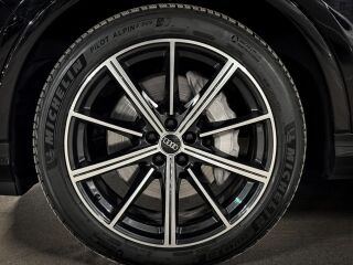 Audi Q7 S line Quattro 3.0 250kW