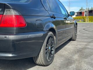 BMW 330 xdrive 2.9 135kW