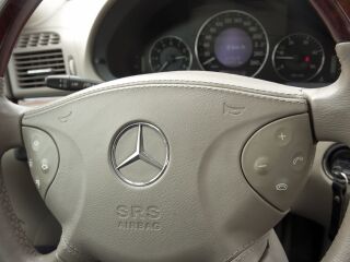 Mercedes-Benz E 320 Elegance 3.2 R6 150kW