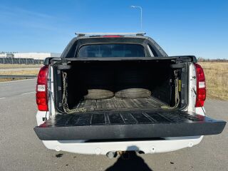 Chevrolet Avalanche LTZ 5.3 V8 235kW