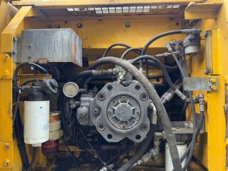 New Holland E 215+16.5M NOOL 112kW