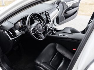 Volvo V90 AWD 2.0 173kW