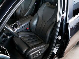 BMW X5 xDrive30d 3.0 195кВ