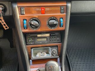 Mercedes-Benz E 200 2.0 87kW