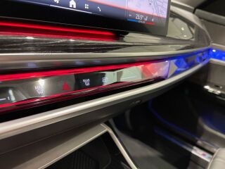 BMW 740 xDrive M-Sportpakett 3.0 210kW
