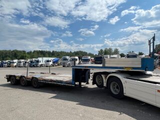Broshuis JUMBO+EXTENDABLE+STEERING AXLE