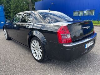 Chrysler 300 C SRT Design 3.0 CRD 160kW