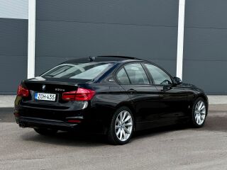 BMW 330 Facelift iPerformance 2.0 135kW