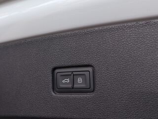Audi Q8 SUV 55 TFSI e quattro 3.0 250kW