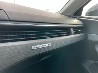 Audi A4 S-Line Quattro 2.0 TDI 140kW