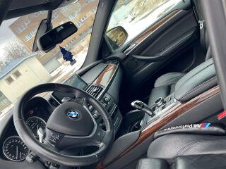 BMW X6 M 4.4 V8 300kW