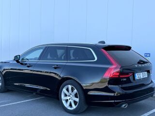 Volvo V90 D4 Momentum 2.0 140kW