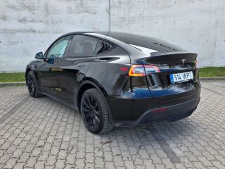 Tesla Model Y Shadowline Long Range AWD 368kW