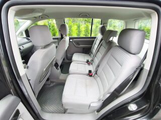 Volkswagen Touran ComfortLine 2.0 R4 TDi BKD 103kW