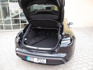 Porsche Taycan Sport Turismo 4S 420кВ