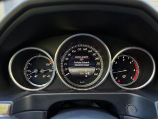 Mercedes-Benz E 220 Exclusive 2.1 120kW
