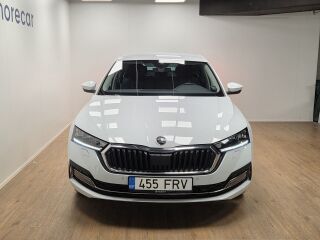 Skoda Octavia HB Elegance 1.5 96кВ