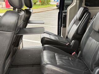 Chrysler Grand Voyager Platinum Stow&Go Limited Edition 2.8 120kW