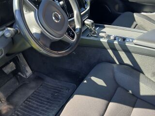 Volvo V60 Momentum Advanced Edition 2.0 140kW