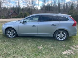 Volvo V60 2.4 151kW