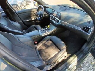 BMW 330 M-Pakett 2.0 R4 215kW